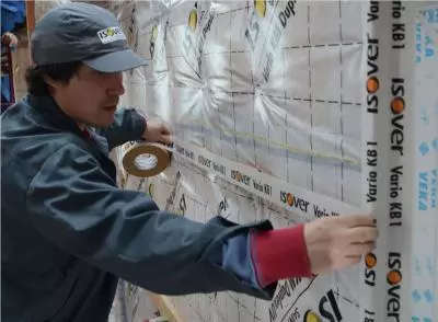news_vario_assembling_optimahouse.jpg